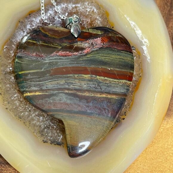 Iron Tiger hematite large 2” heart pendant silver plated 20” chain necklace hand - Picture 7 of 9